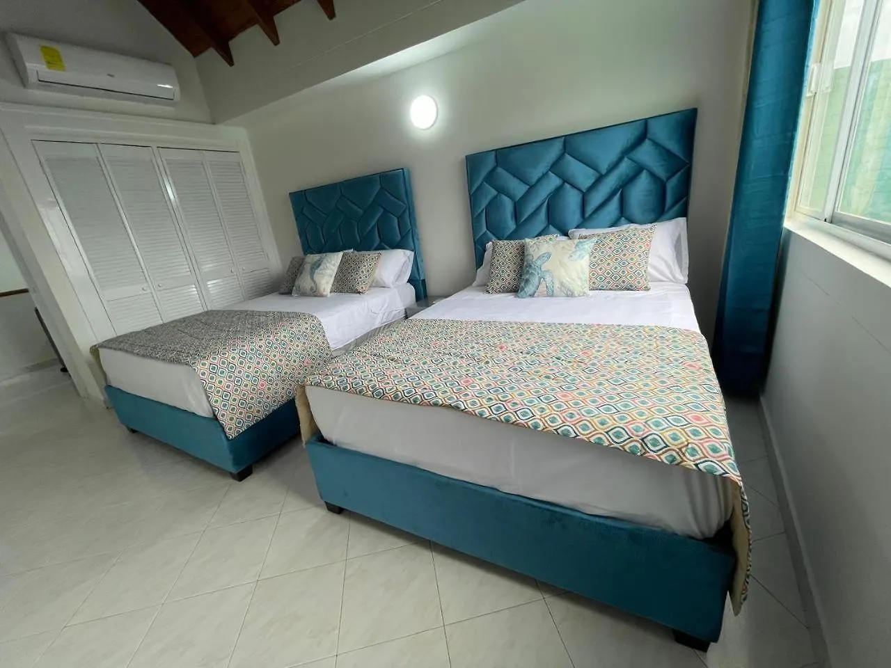 Hansita Reef 1 Cuadra De La Playa Top Apartamentos San Andres  Apartment San Andres (San Andres and Providencia Islands)